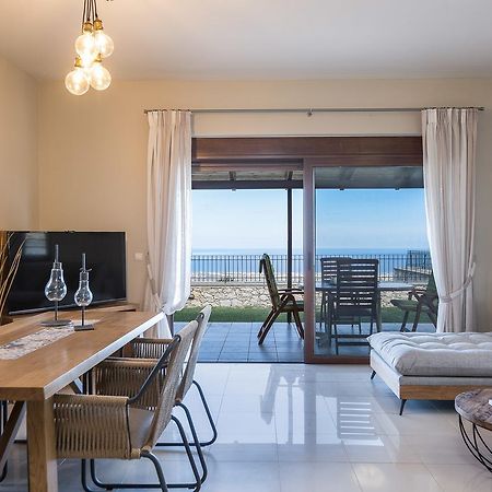 Thea Villas Kournas Luaran gambar
